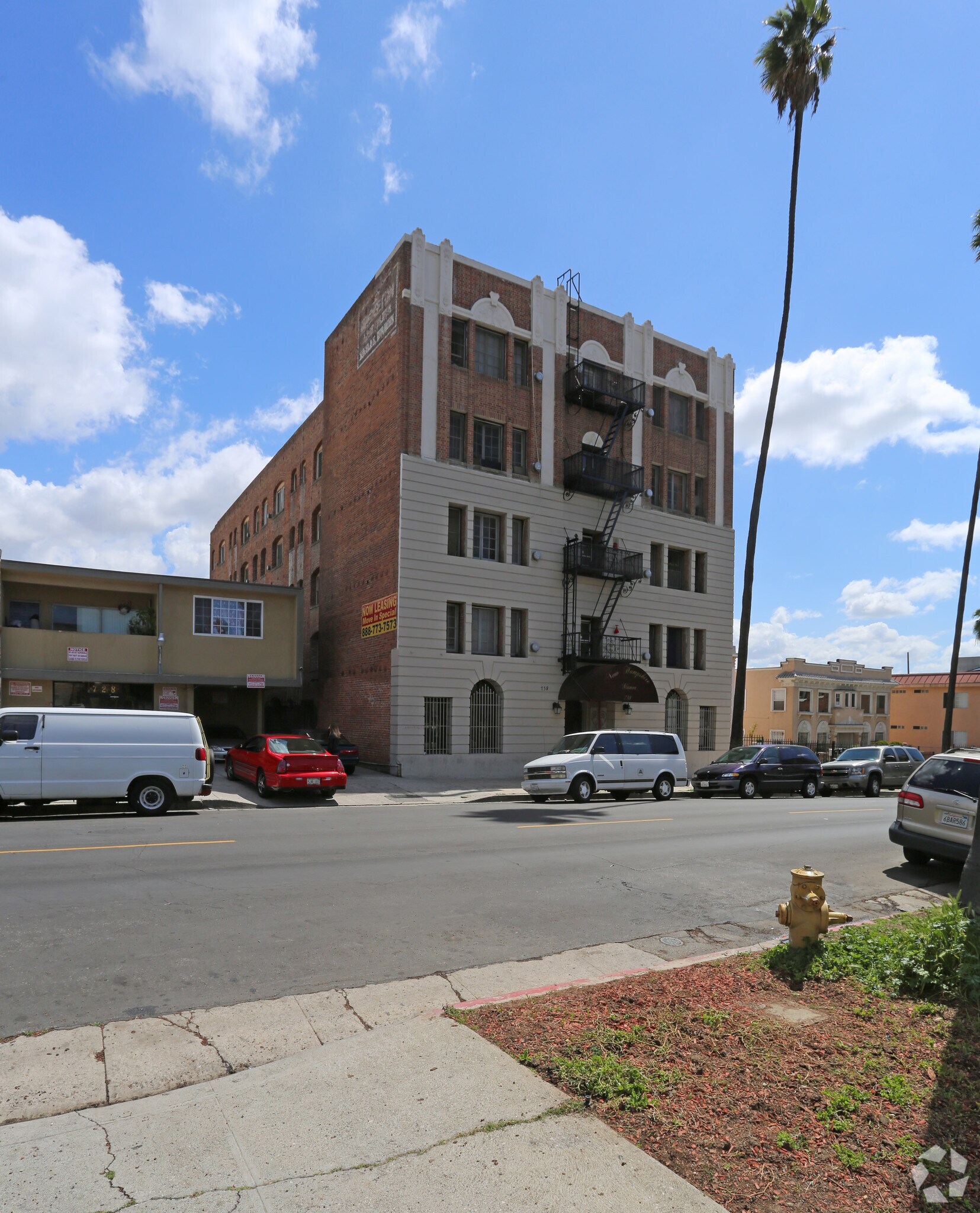 Building Photo - New Hampshire Manor