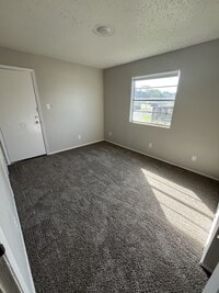 Building Photo - 706 Bracewood Cir