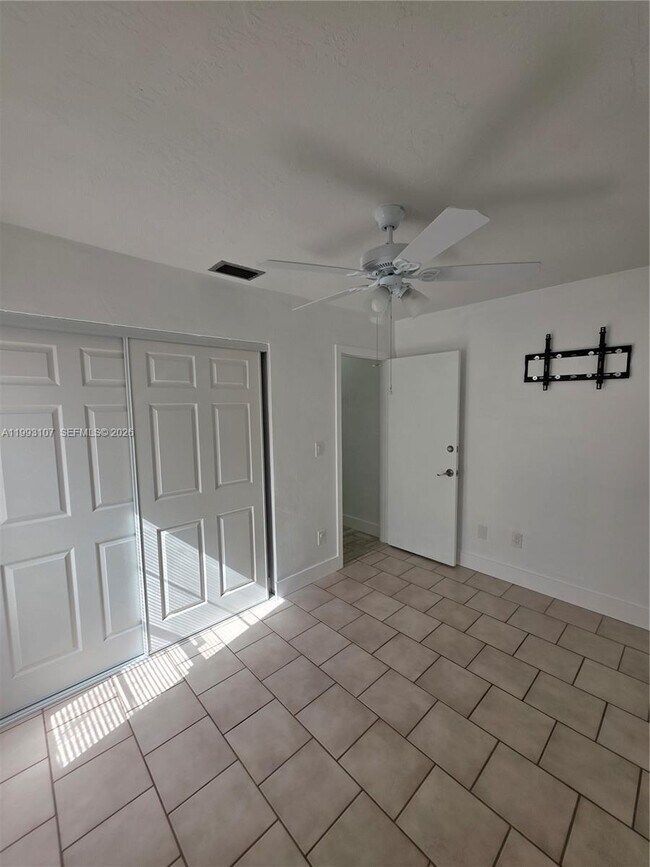 Building Photo - 12241 SW 115th Terrace