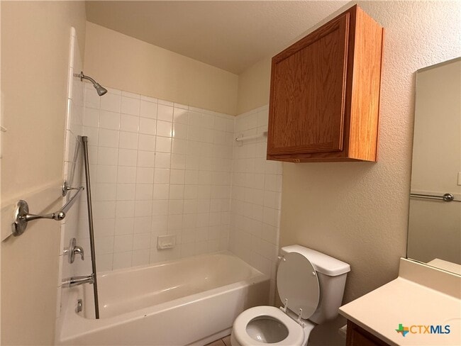 Building Photo - 6210 Temora Loop