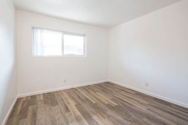 Building Photo - 6740 Sabado Tarde Rd