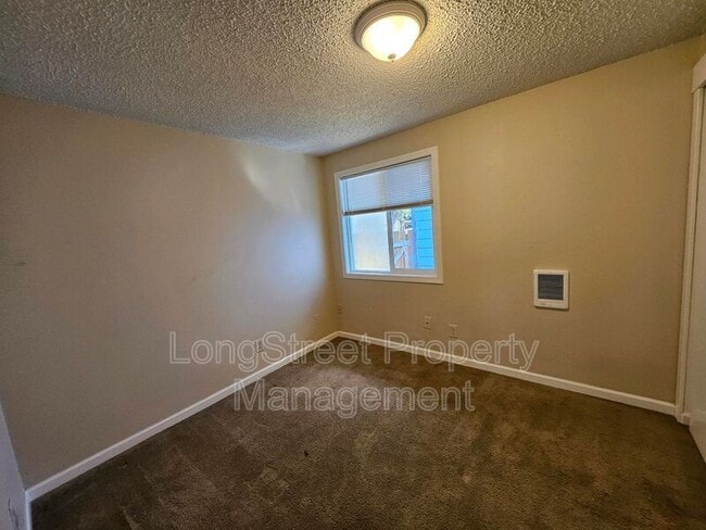 Building Photo - 14157 SW Allen Blvd