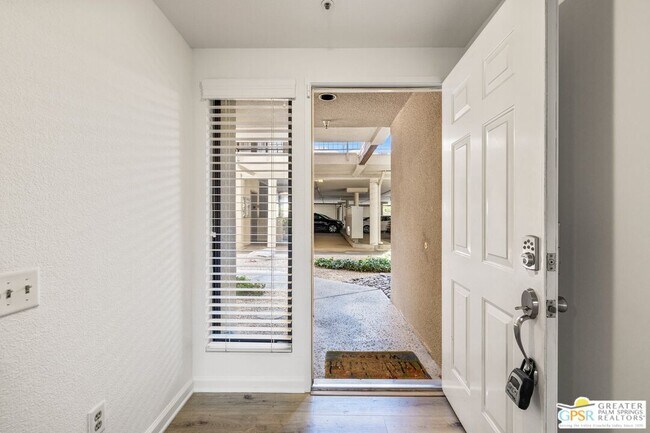 Building Photo - 255 S Avenida Caballeros