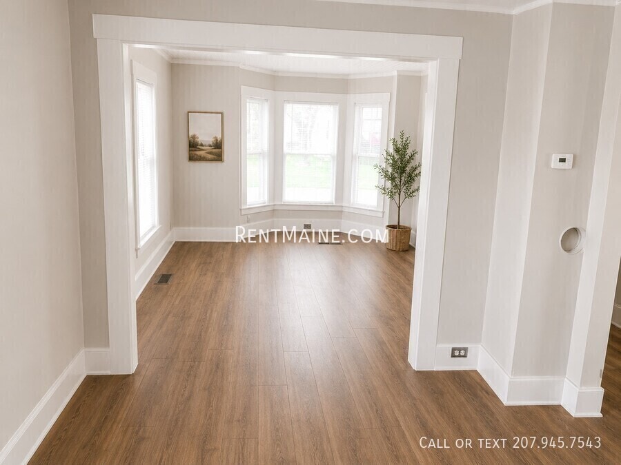 Building Photo - 58 Elm St