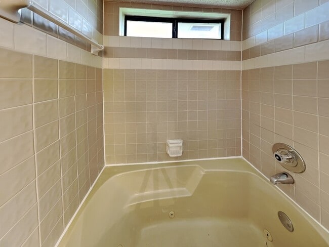 Building Photo - 2200 Sandy Creek Trail