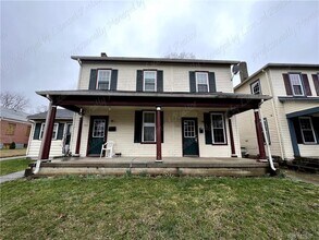 Building Photo - 703 S Main St