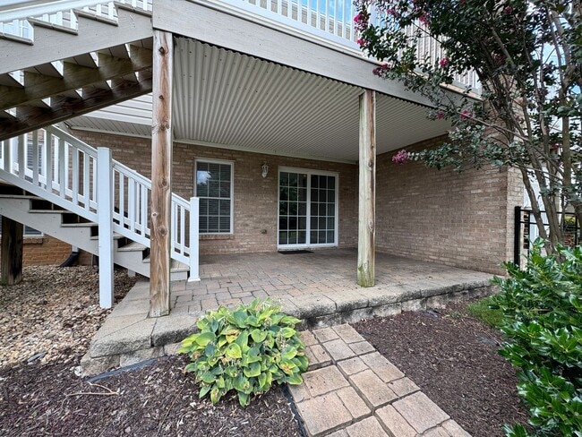 Building Photo - 51 Cambridge Cir
