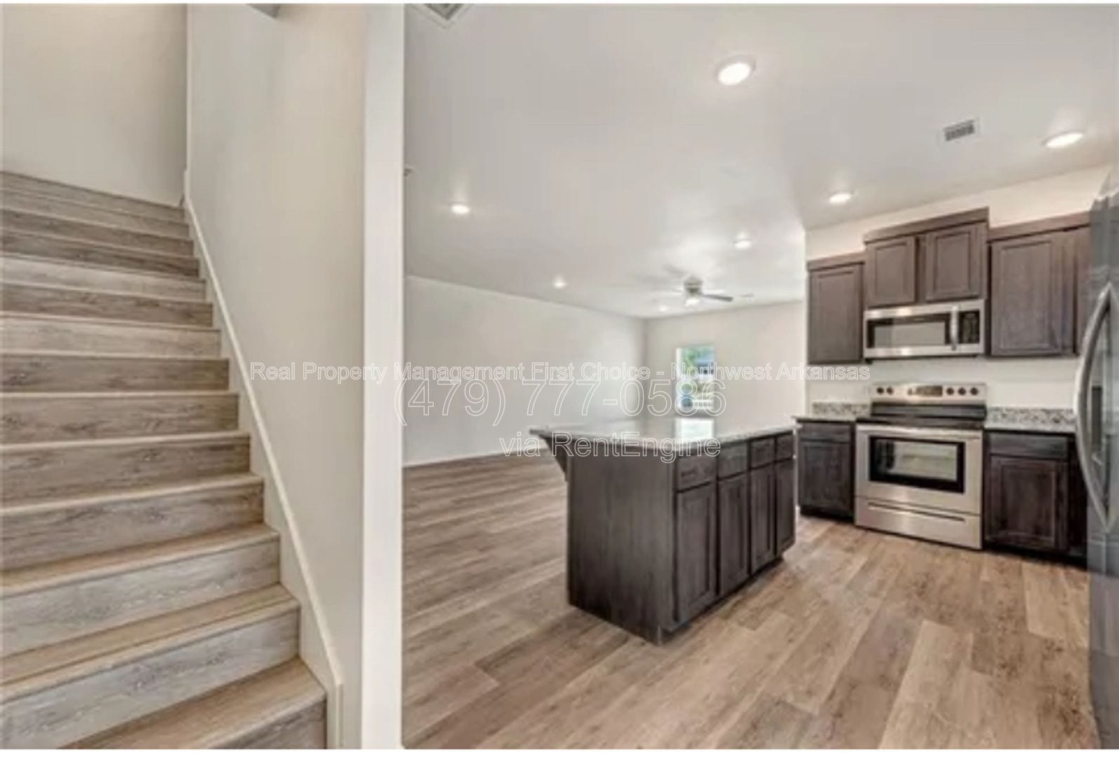 Building Photo - 820 S Benchmark Ln