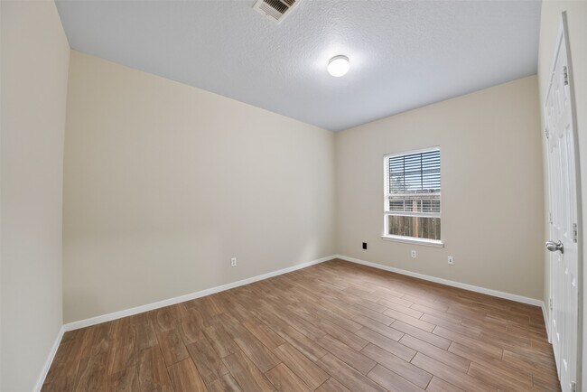 Building Photo - 9762 Wheaton Edge Ln