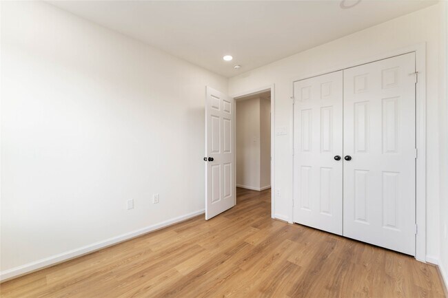 Building Photo - 9915 Porto Rico Rd