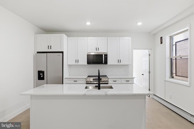 Building Photo - 935 Passyunk Ave
