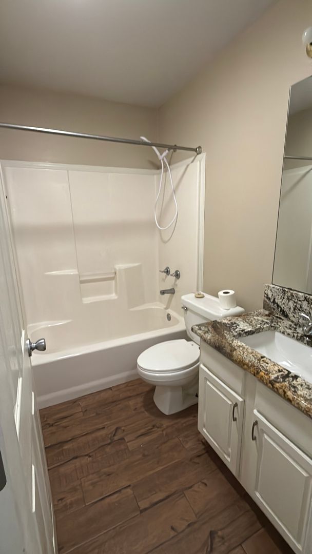 Building Photo - Rental in Shreveport