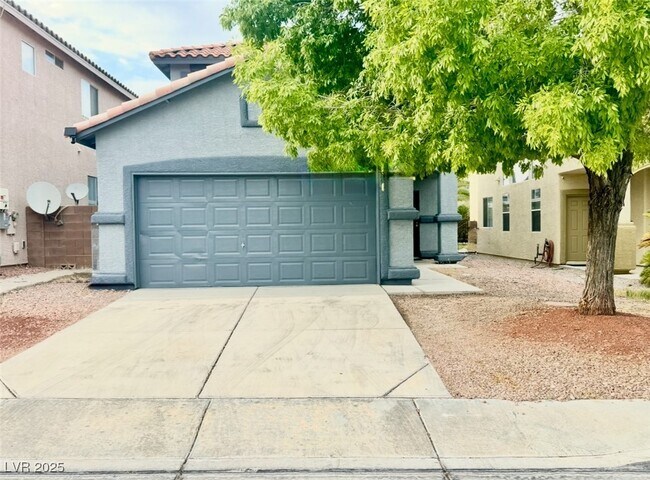 Primary Photo - 8842 Sierra Linda Dr