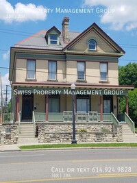 Building Photo - 804 1/2 E Main St-