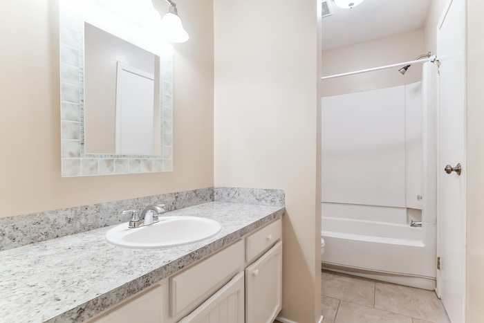 Building Photo - 2111 Mustang Springs Dr