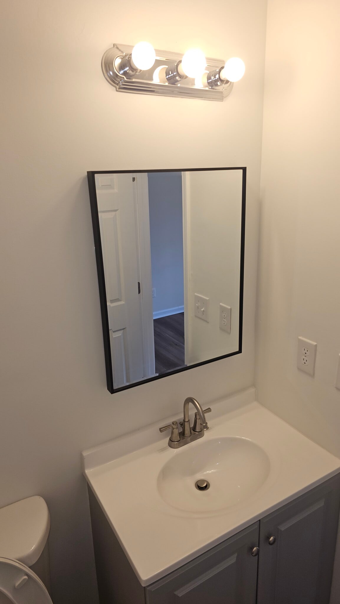 Building Photo - 1869 Patterson Ct