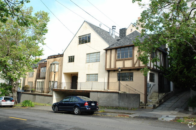 Building Photo - Maison La Conte Apartments
