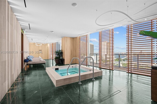 Building Photo - 1400 Biscayne Blvd