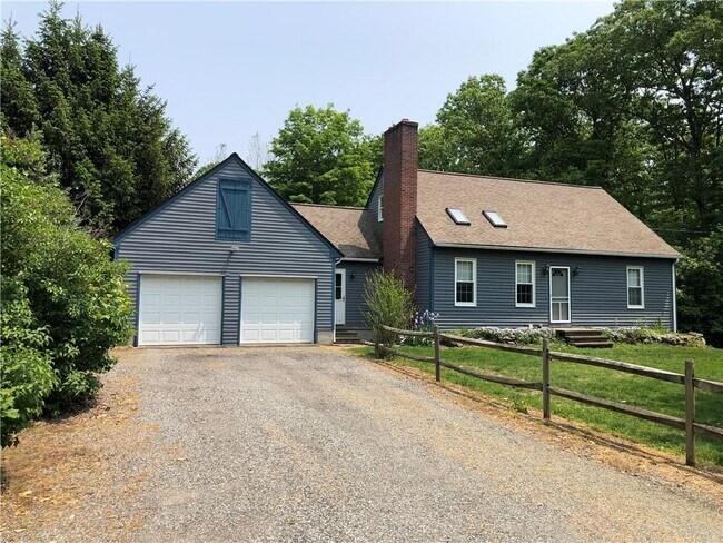 Primary Photo - 161 Hines Rd