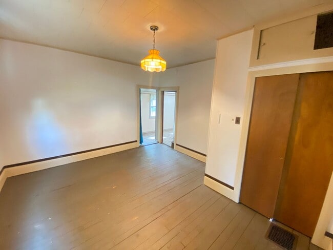 Building Photo - Your New Home in Dallastown!!