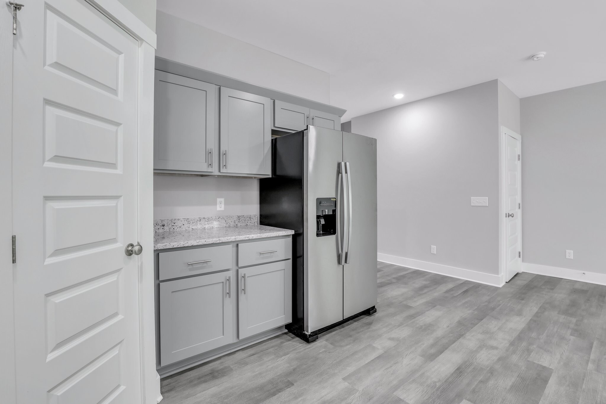 Building Photo - 105 Sherwood Ct