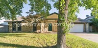 Building Photo - 7212 E 76th St