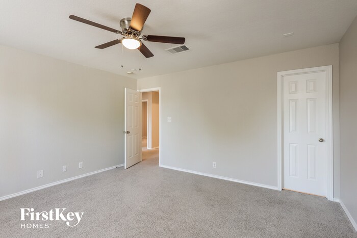 Building Photo - 8131 Sandbar Point