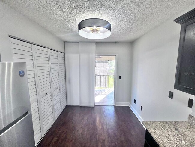 Building Photo - 7828 Hardwick Dr