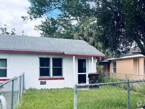 Building Photo - Efficiency unit for rent in Lake Wales
