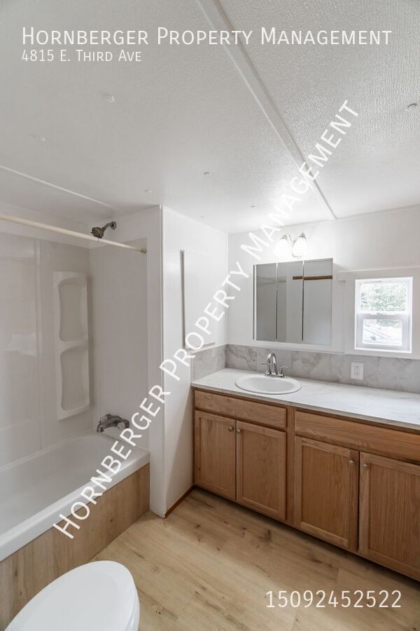 Building Photo - 4815 E. Third Ave-