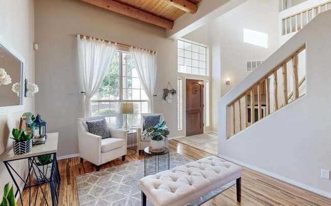 Building Photo - 4315 Rancho Redondo NW