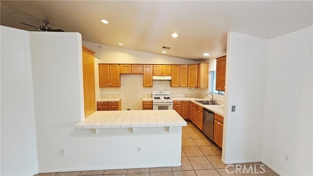 Building Photo - 16528 Avenida Mirola