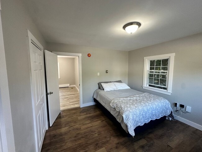 Building Photo - Beautiful Three Bedroom house for rent @ R...
