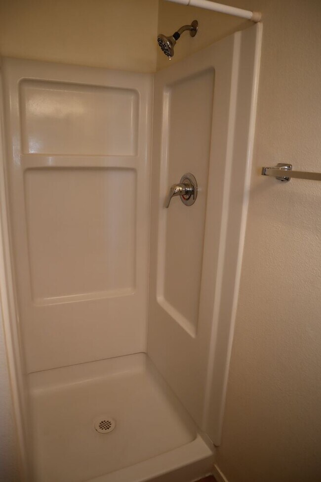 Building Photo - Great Home Great Price!
