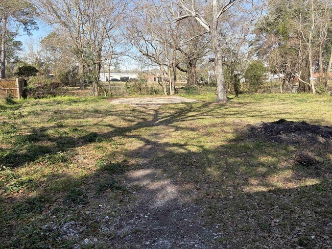 Building Photo - 2109 8th St