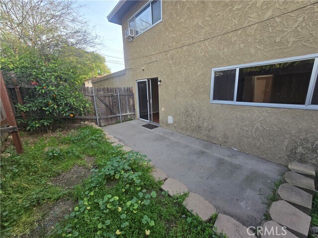 Building Photo - 448 N Terry Way