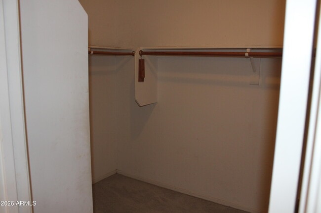 Building Photo - 740 W Baylor Ln