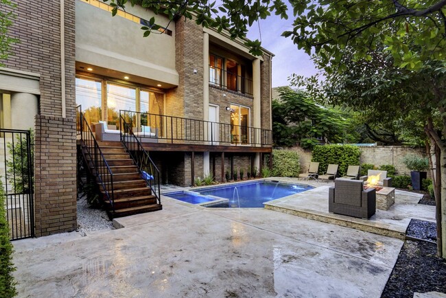 Building Photo - 5602 San Felipe St