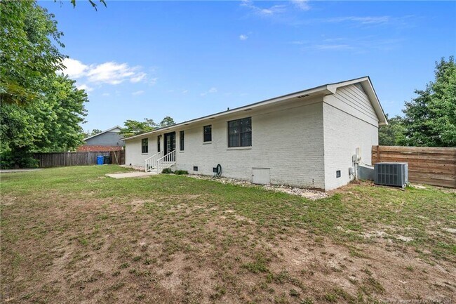 Building Photo - 1028 Kerrow Rd