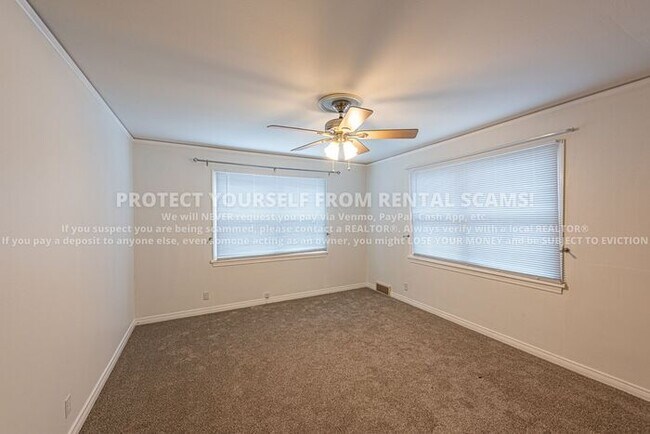 Building Photo - 1013 N Vandeventer Ave