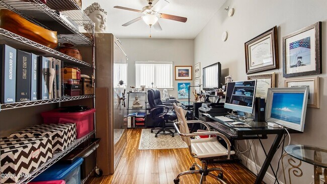 Building Photo - 2400 Grandiflora Blvd