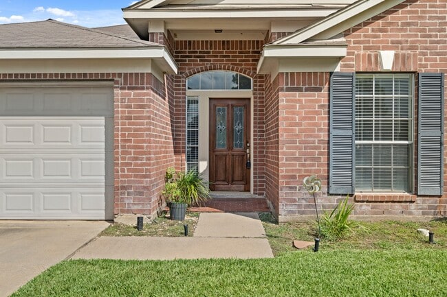 Building Photo - 23730 Prince Lawrence Ct