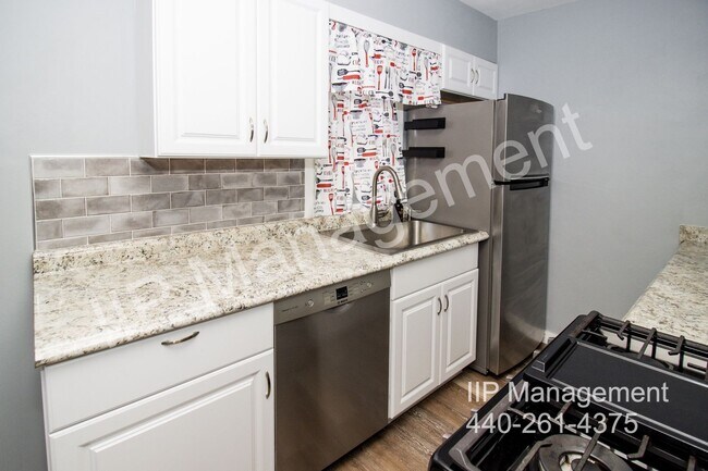 Building Photo - 2420 21st St