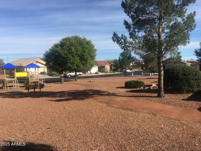 Building Photo - 4651 Big Bend St