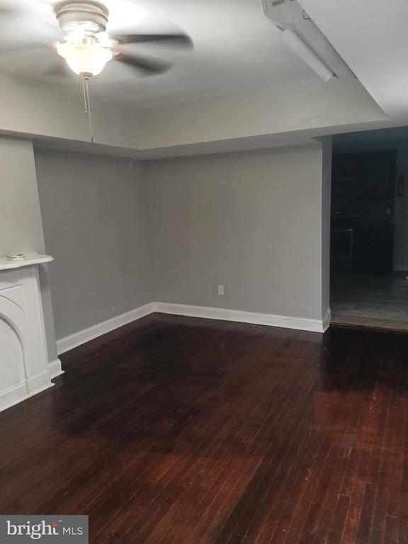 Building Photo - 1712 W Lombard St