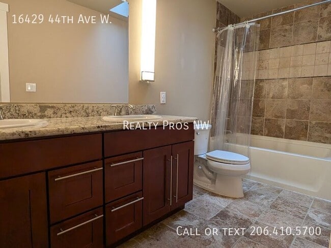 Building Photo - 16429 44th Ave W