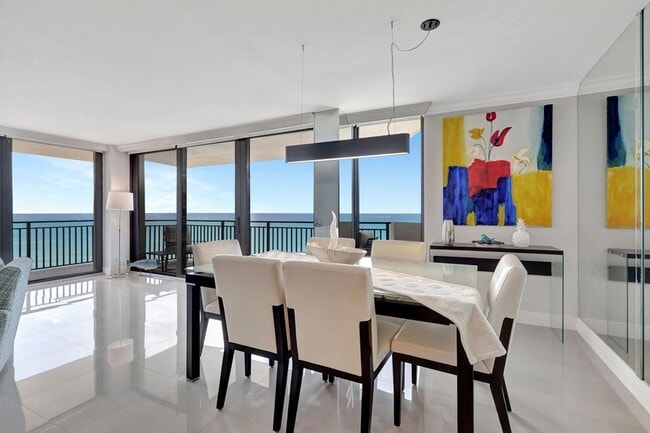 Building Photo - 5460 N Ocean Dr