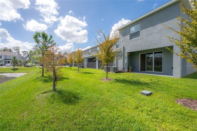 Building Photo - 16701 Maude Dr