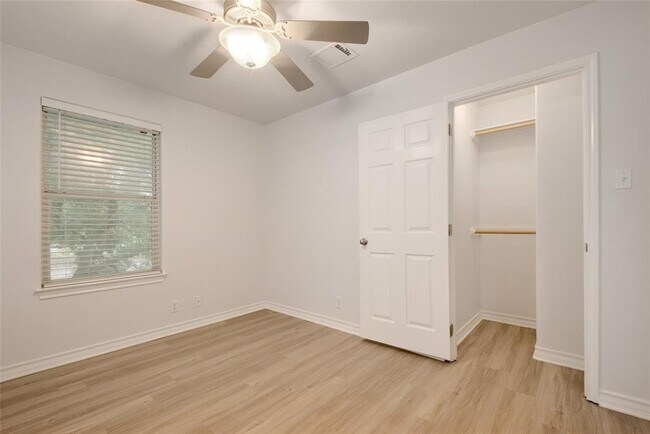 Building Photo - 2933 E Martin Luther King Jr Blvd