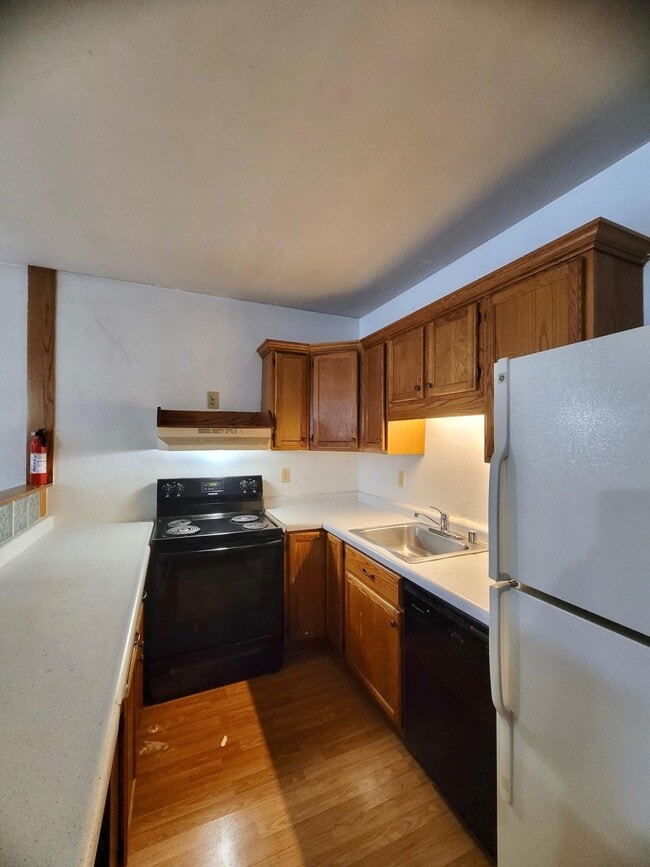 Building Photo - 3277 S 10th St